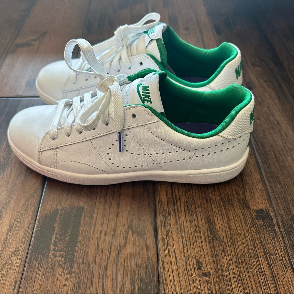 Nike Tennis Ultra Sneakers